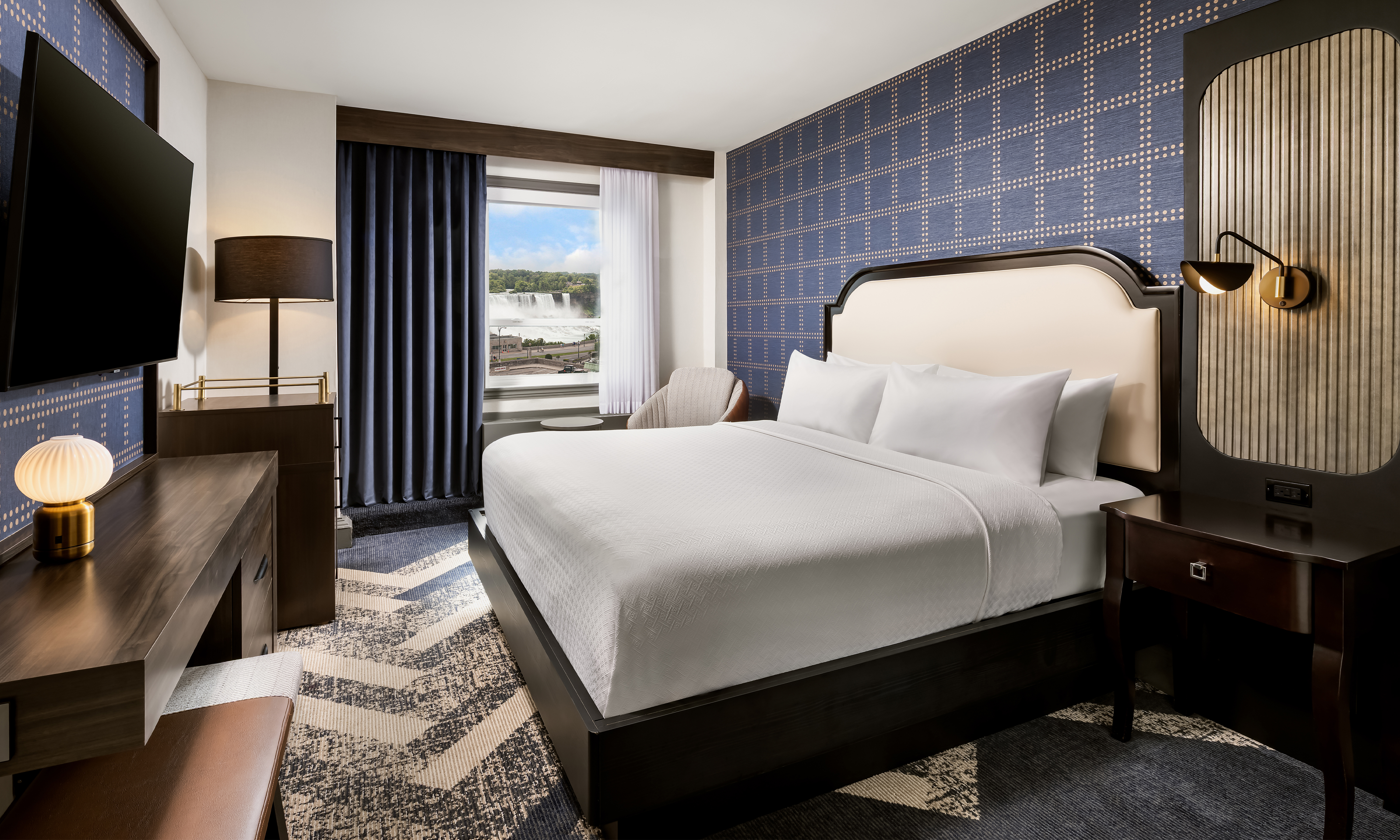 The-Brock-Niagara-Falls-